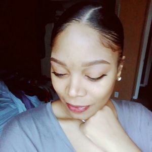 Meet your Posher, Briana